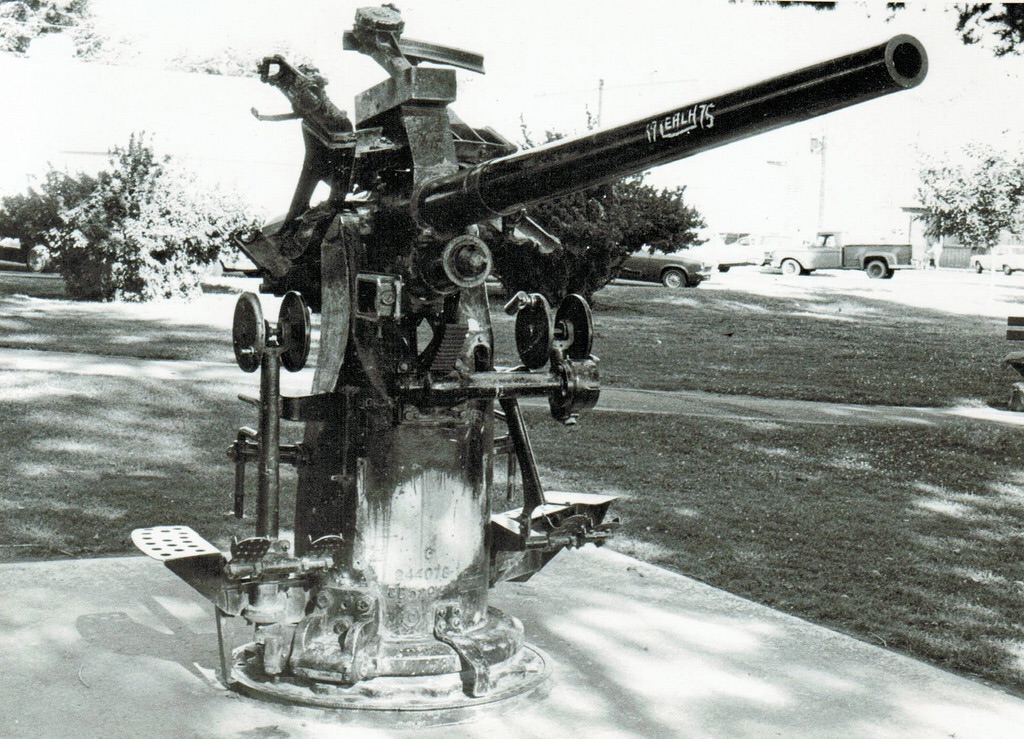 Artillery cannon in Library Park circa 1975